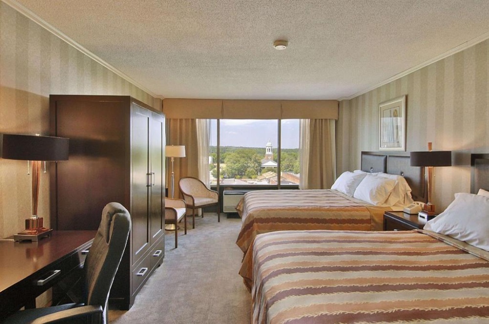 Ramada by Wyndham Augusta Downtown Hotel & Conference Center