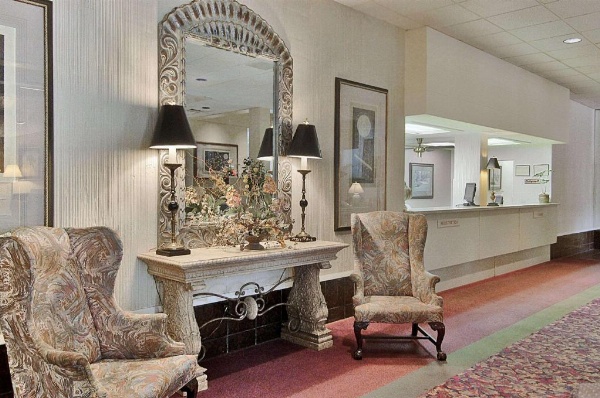 Ramada by Wyndham Augusta Downtown Hotel & Conference Center image 4